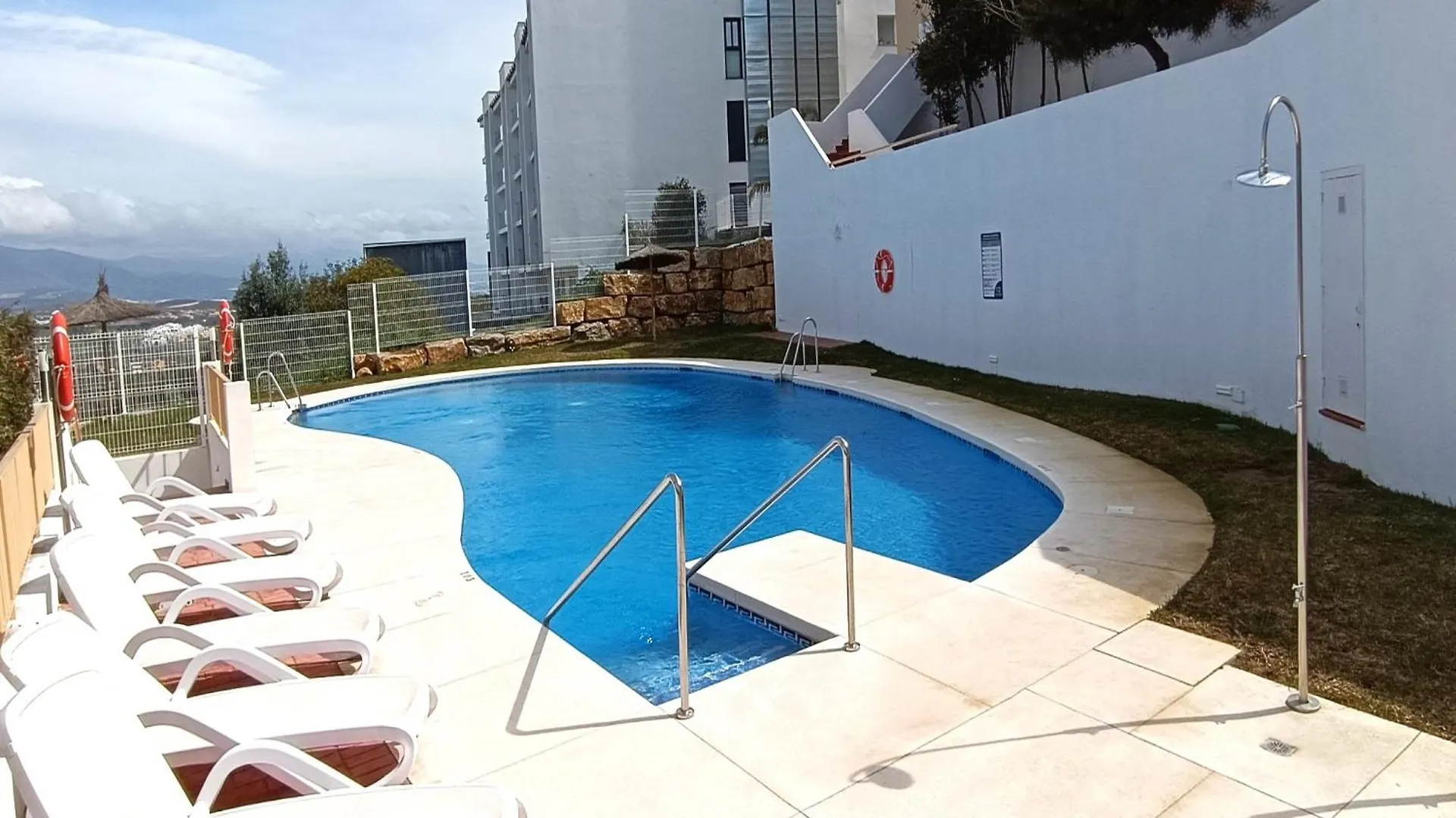 Apartment Apartamento Amplio, Comodo Y Familiar En Duquesa Hills Manilva
