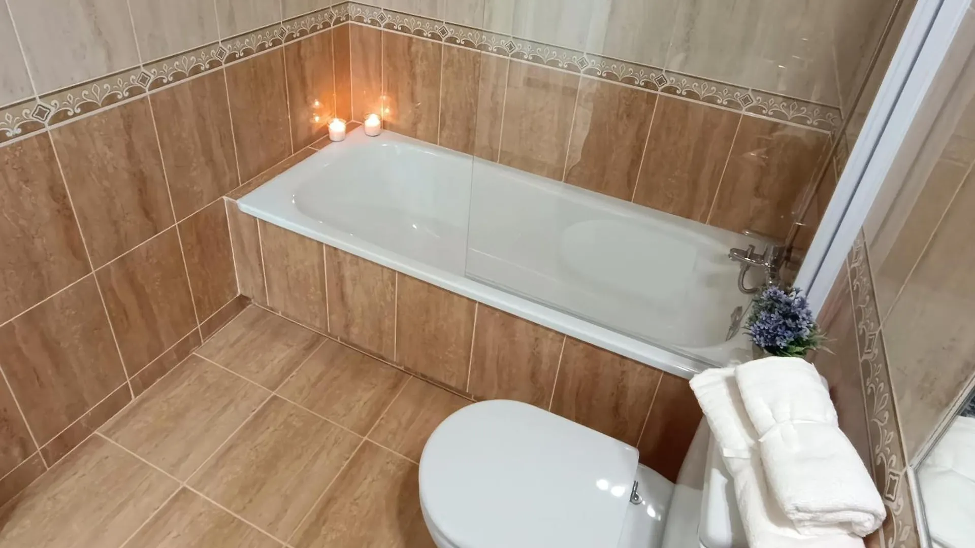 Apartamento Amplio, Comodo Y Familiar En Duquesa Hills Manilva Spain